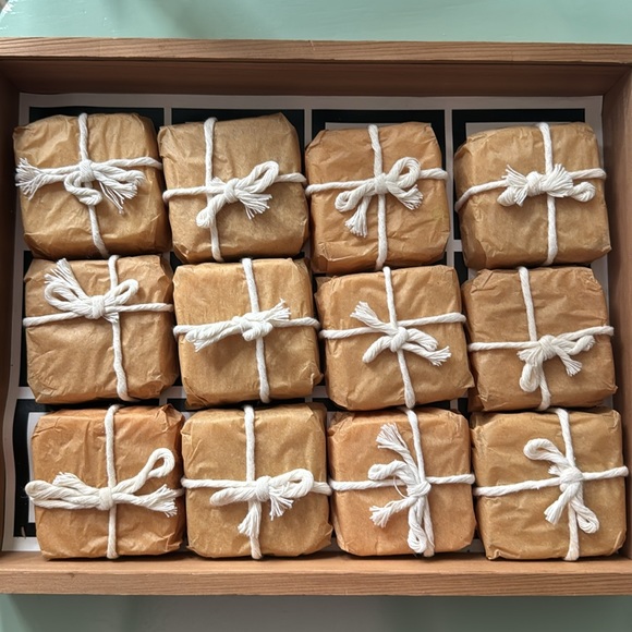 Beekman 1802 A Year in the Country 12 Month Soqp Collection - Picture 5 of 6